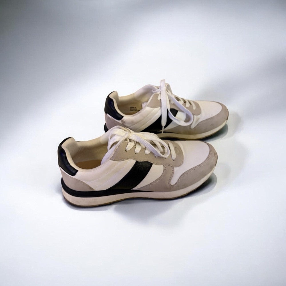 DV by Dolce Vita Beige Black White Athletic Sneakers